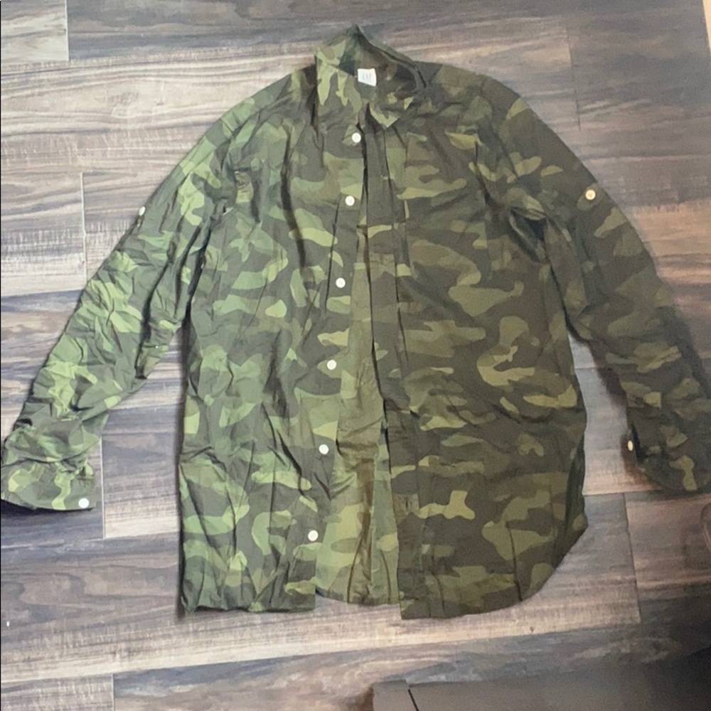 GAP CAMOUFLAGE BUTTON IP